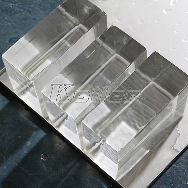 Clear block ice