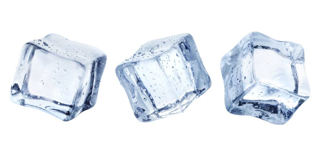 clear ice cubes