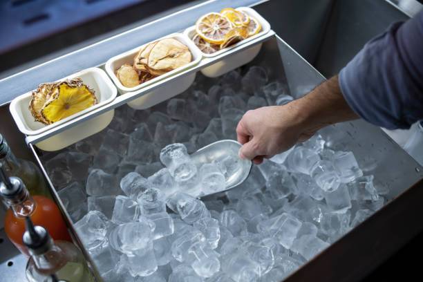 How Do Commercial Ice Makers Work