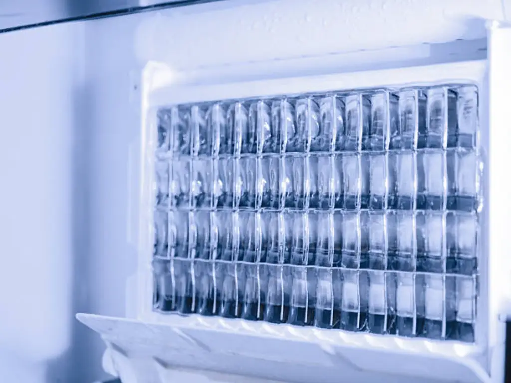 How Do Commercial Ice Makers Work